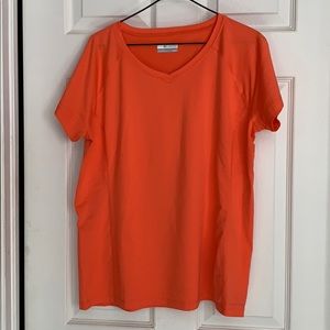 Columbia short sleeve T-shirt